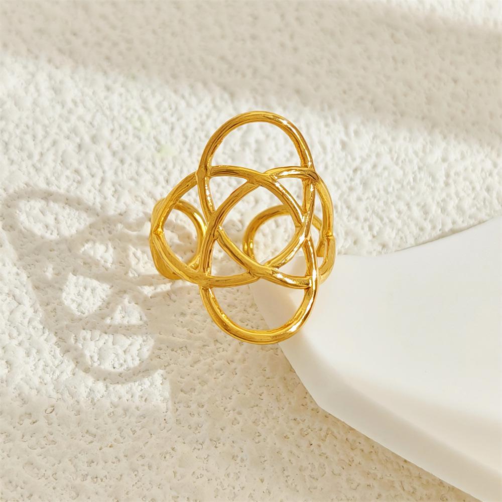 Stylish Retro 18K Gold-Plated Stainless Steel Open Ring - Elegant Titanium Steel Jewelry
