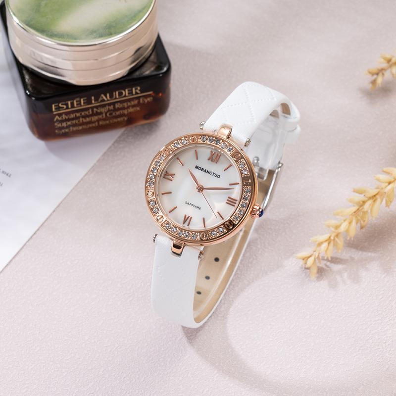 Fashion Diamond-Encrusted Ladies Watch Light Luxury Fritillary Round Dial Belt Waterproof Rose Gold Watch