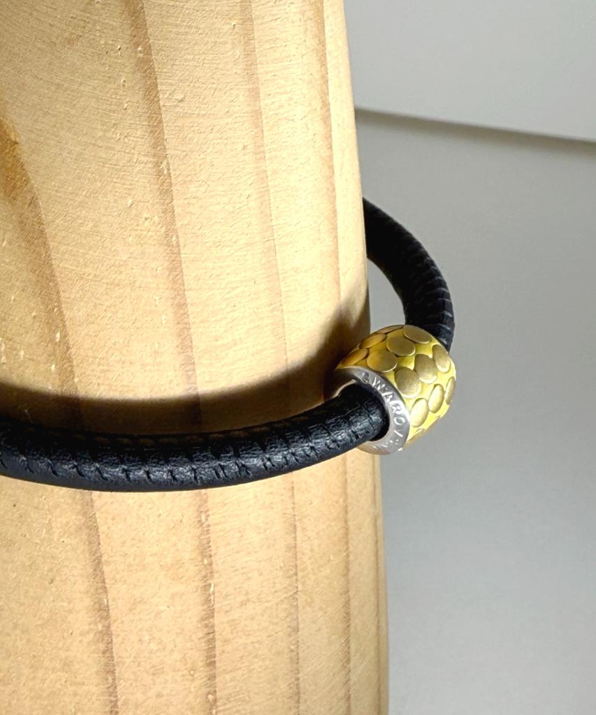 Glory_Arden Surgical Steel Non-Hedded Gold Leather Bracelet / Ghmb-316
