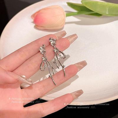 Boucles d'oreilles élégantes à longues pampilles et nœuds pour femmes - Aiguille en argent S925 Design polyvalent