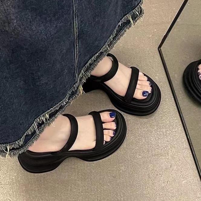 Fashion Women's Slippers Fashion Thick-soled Casual Sandals 2025 Summer New Beach Slippers for Women Platform Sandals Sandalias De Mujer