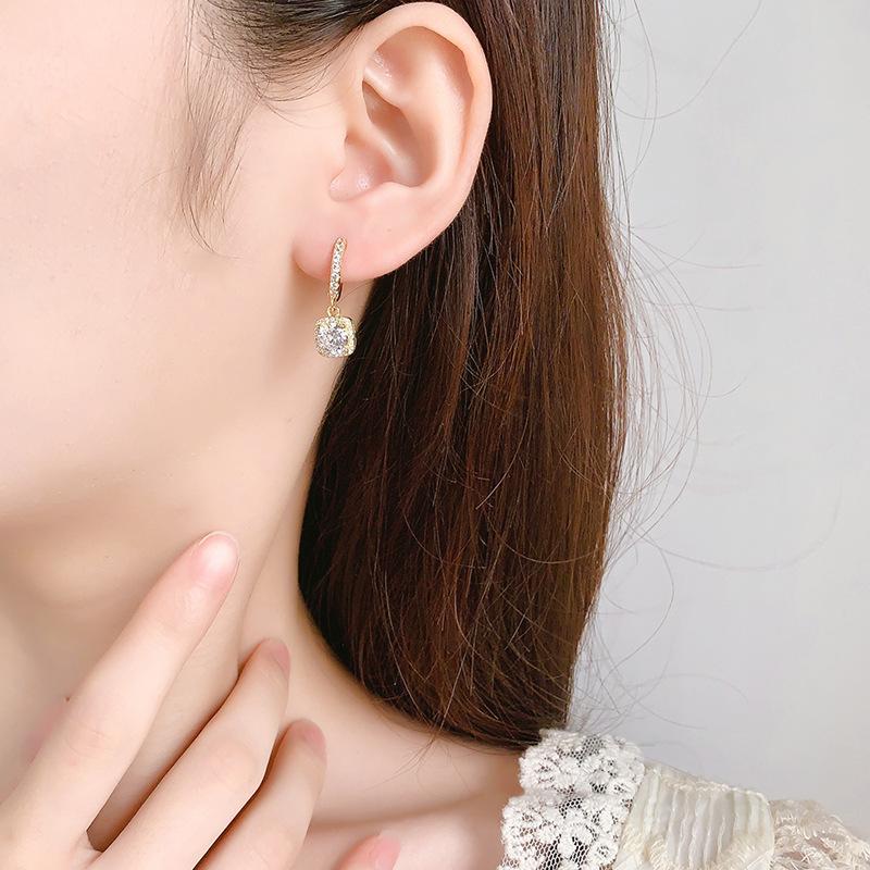 Exquisite Micro Paved Zircon Square Drop Earrings For Women Fashionable Versatile High End Huggie Hoops Jewelry