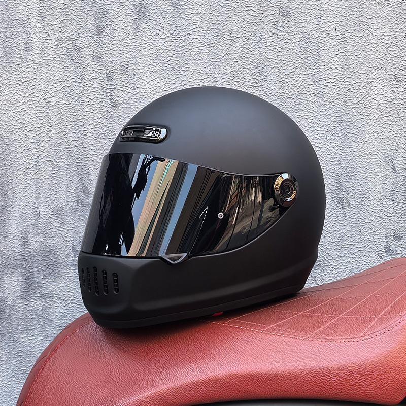 Motorcycle Retro Full Helmet Men's Winter Personality Cool Women's National Tide Race Cruise Retro Car Helmet Universal In All Seasons