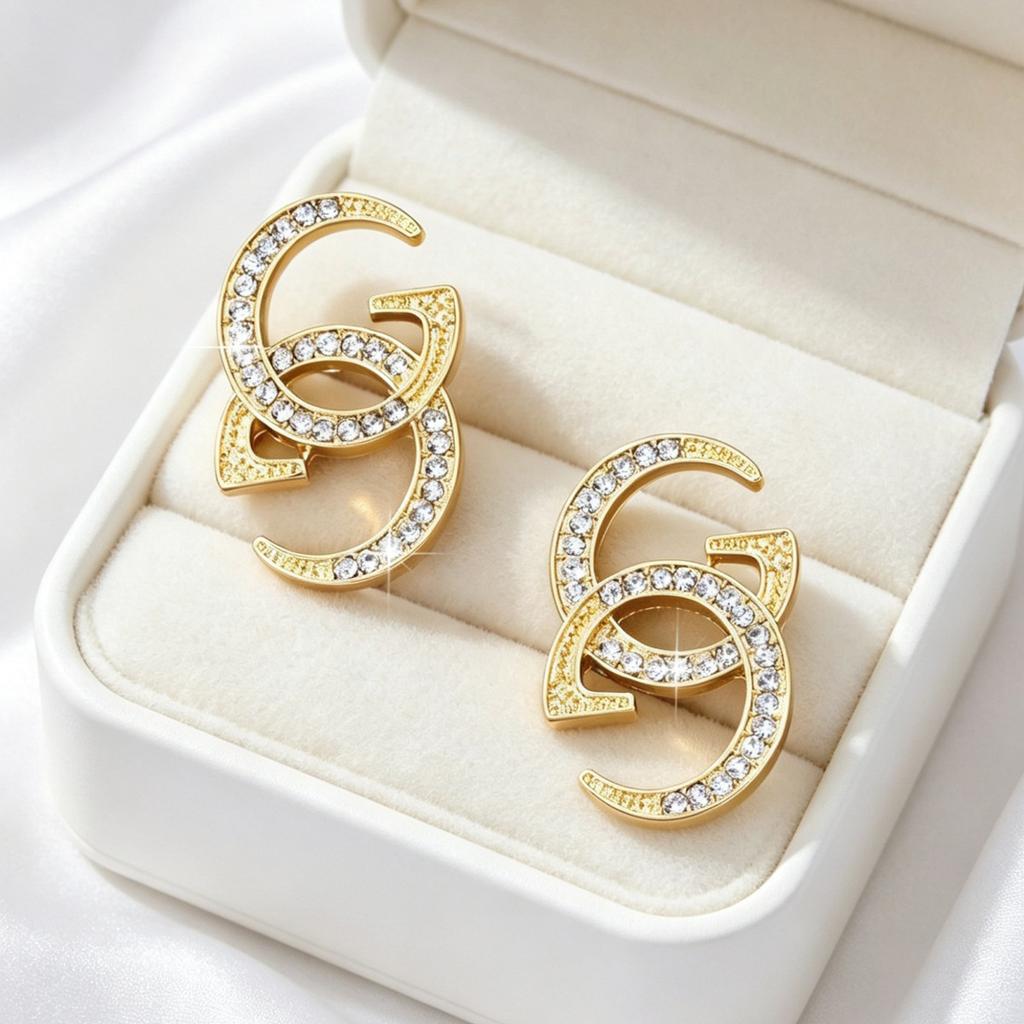 Europäische und amerikanische Ohrstecker, geometrisches Doppel-G-Design mit eingelegten Diamanten, hochwertige Ohrstecker, vielseitige Nischen-Ohrstecker