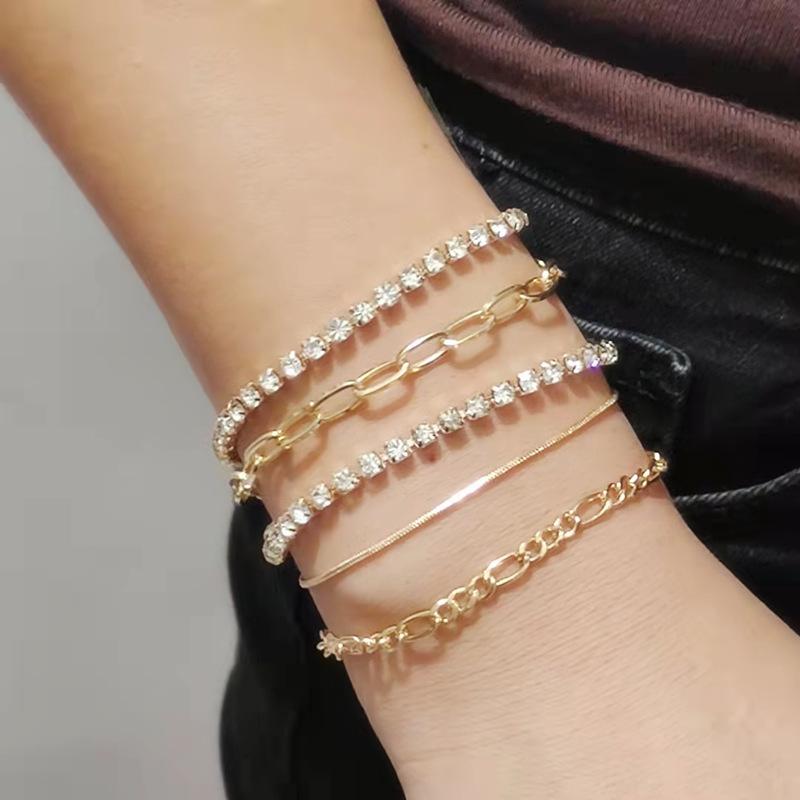 Stilvolle einfache Ziegelklaue Kette mehrlagige Kette, Schmucktrend ins kreatives geometrisches Set Armband