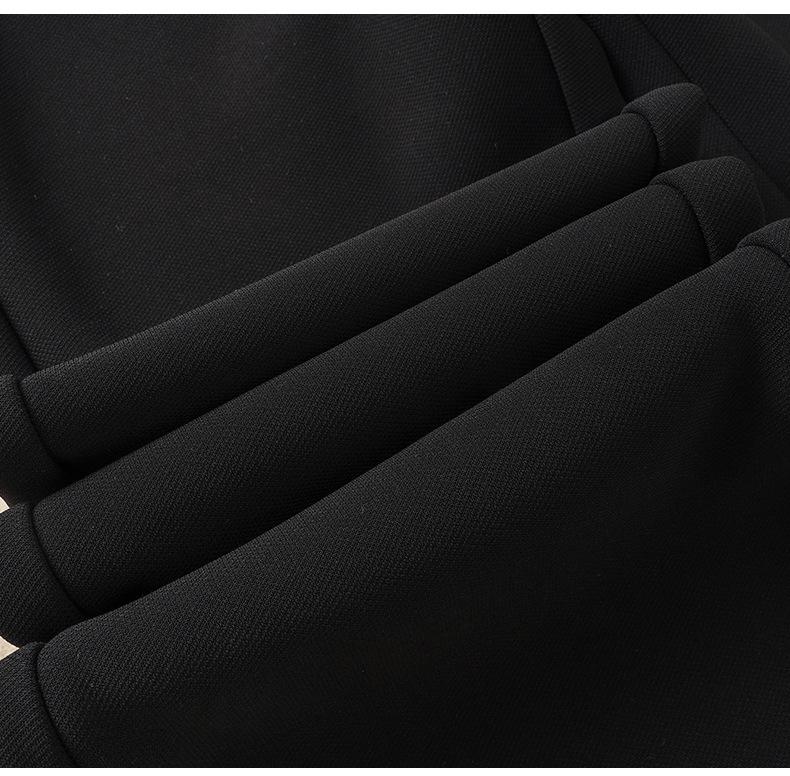 Women's High-Waisted Black Slimming Micro-Flare Knit Pants, Spring/Autumn 2026 Style, Straight-Leg Slim Fit, Thickened for Enhanced Look.