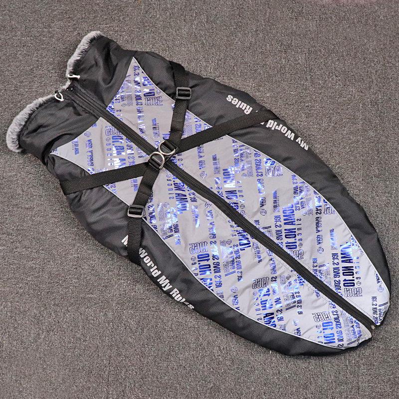 

Winter Cotton Jacket for Large Dogs: Warm Apparel for Golden Retriever, Doberman, Samoyed, Border Collie, and Corgi. S (5-8 Jin)