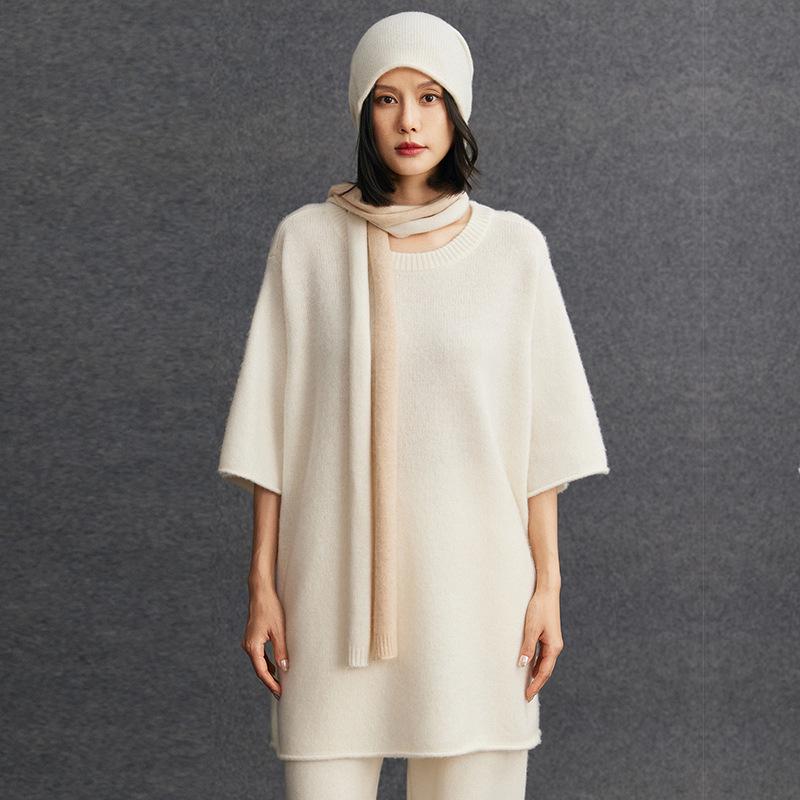 Damen Kaschmir Pullover mit Rundhalsausschnitt - Winter 2026, Mittellang, Fünf-Punkt-Ärmel, Sanfter Stil, Lockere Passform, Schlankmachende Strickware.