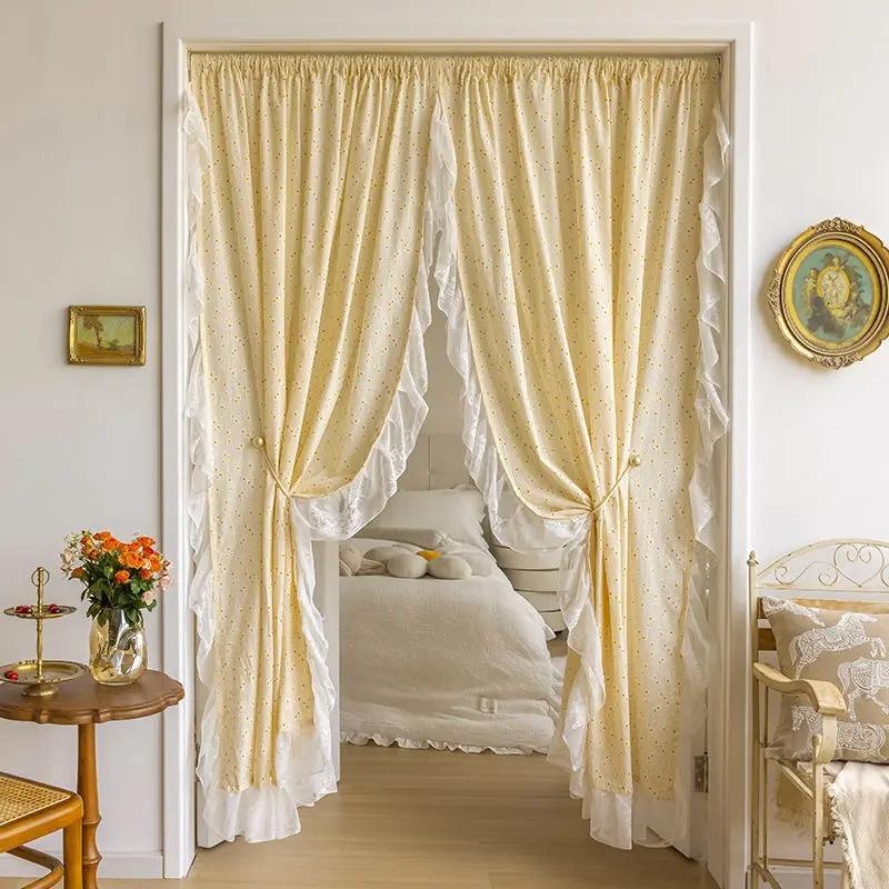 Kollektion Petite Rêverie Fadengeklöppelte Spitzengardine | Museumsqualität Batist für Designer-Teesalons & Vintage-Ankleidezimmer