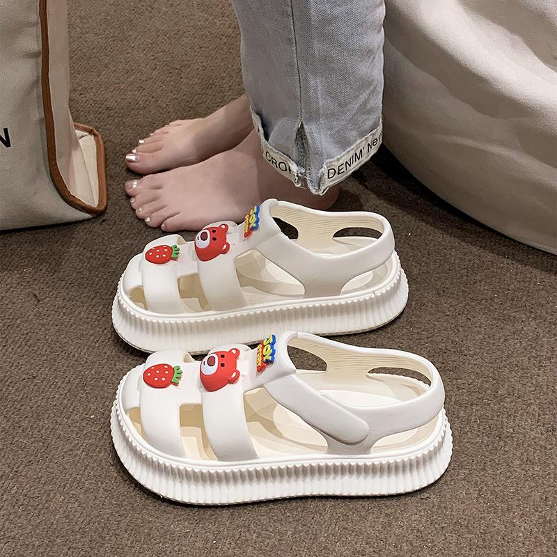 

2024 Сандалии для женщин EVA Толстая мягкая подошва Домашняя обувь Нескользящая для улицы Ретро DIY аксессуары Модные шлепанцы с обернутым носком 35-36 белый