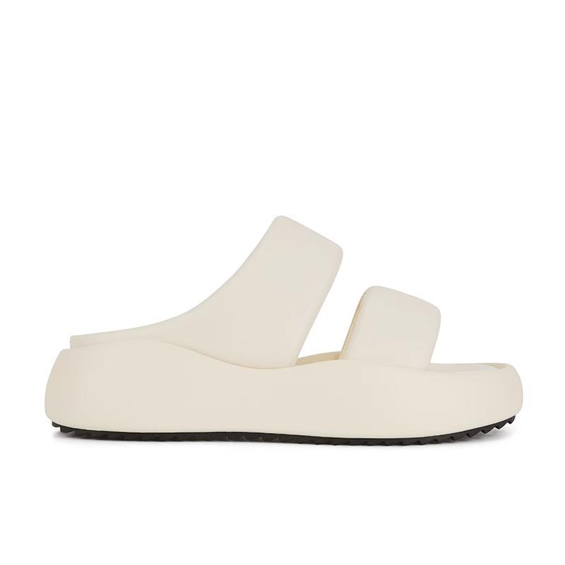 Su Yinyin has the same style, cloud bubbles~ double belt bread 2025 summer new casual thick bottom heightening cool slippers women