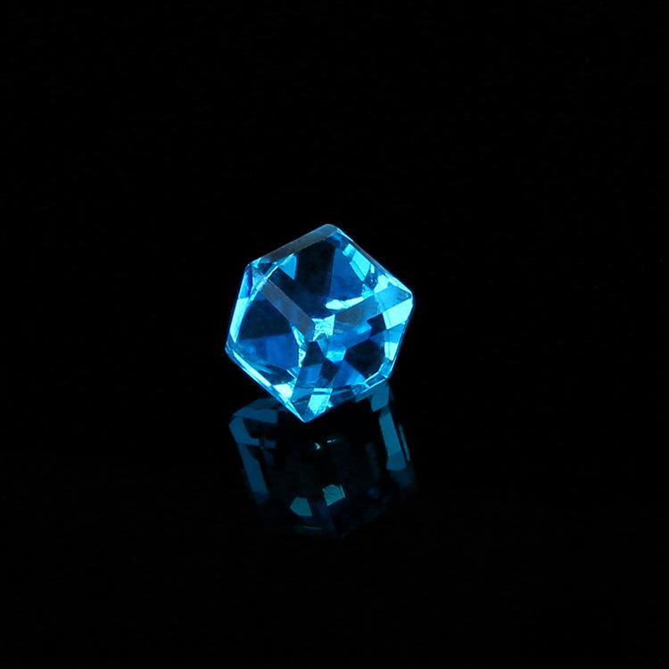 Baosalina Water Cube Magnetische Farb-Diamant-Kristall Nicht-Piercing-Ohrringe
