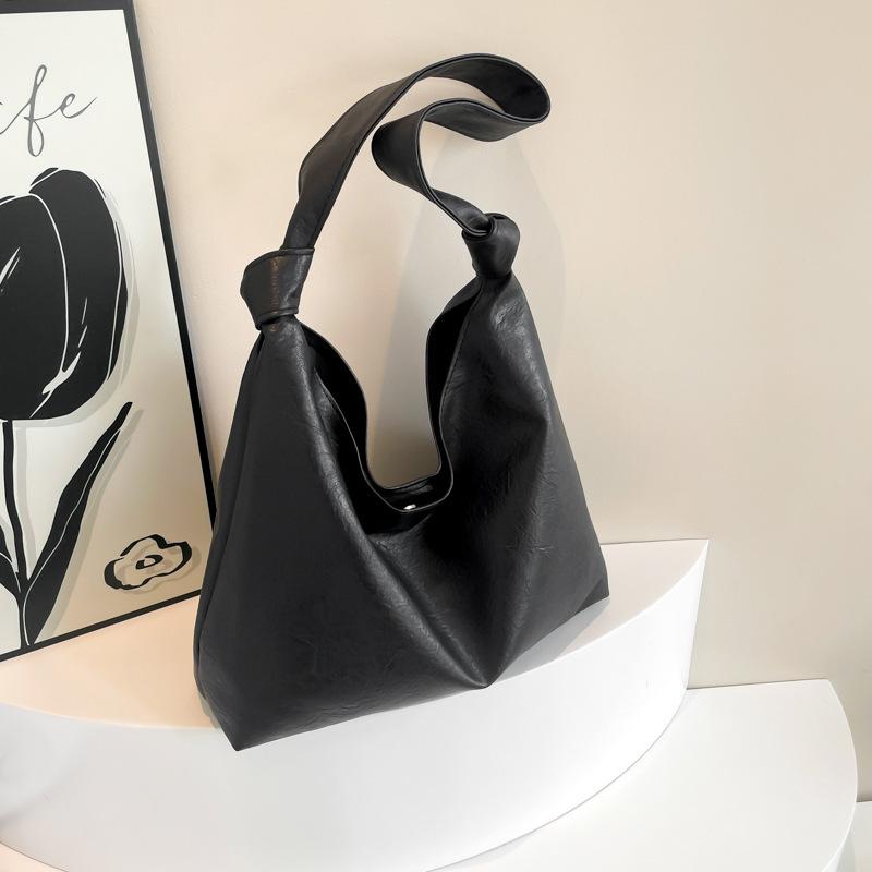 2025 Summer New Foreign Style Beautiful Tote Bag Shoulder Armpit Bag Fashionable Large Capacity Personalized Handbag Women's Middle School