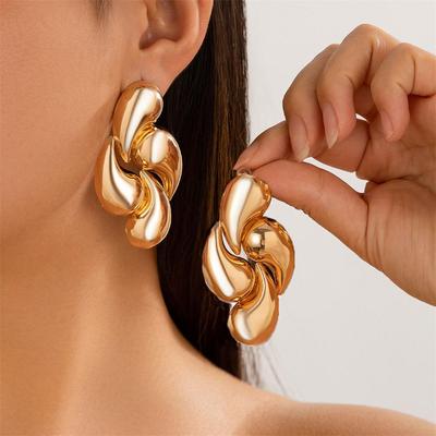 Punk Kreative Vier Wassertropfen Personalisierte Geometrische Glatte Tropfenohrringe für Damen Große Geometrie Hyperbel Mode Party Schmuck