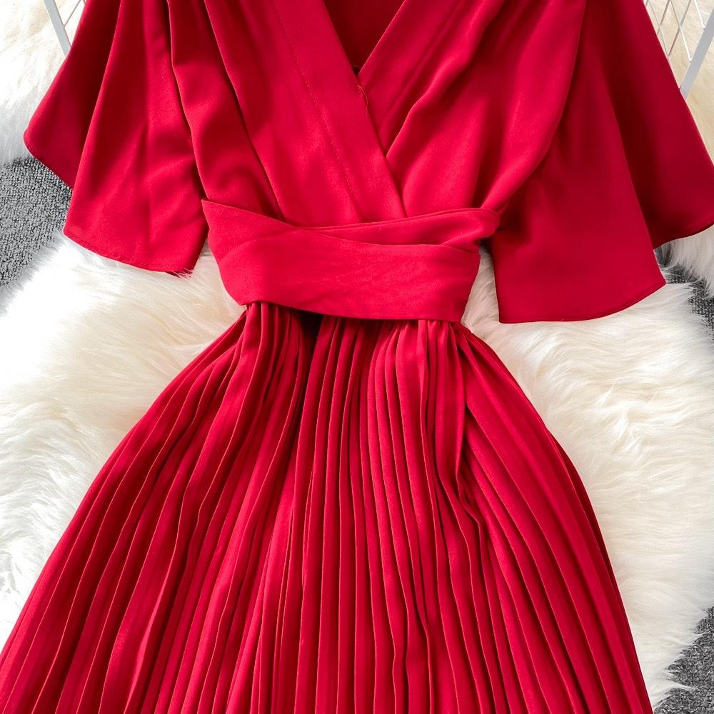 Summer Women's V-neck Short-sleeved Dress Knee-length Slim Temperament Waist Tie Large Swing Pleated Long Dress
