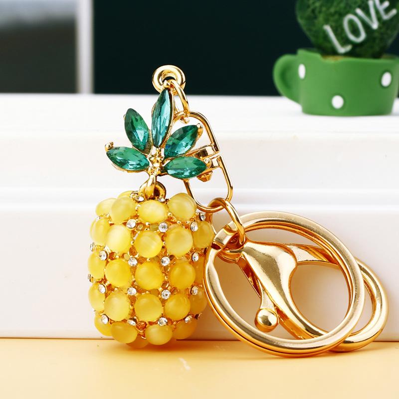 Pendentif Ananas Mode pour Couples Sac Souvenir Pendentif Petit Bijou Cadeau Vente Directe Charme de Sac jaune