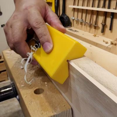 45 Degree Manual Wood Planer Portable Chamfering Tool for Woodworking and Board Edge Trimming