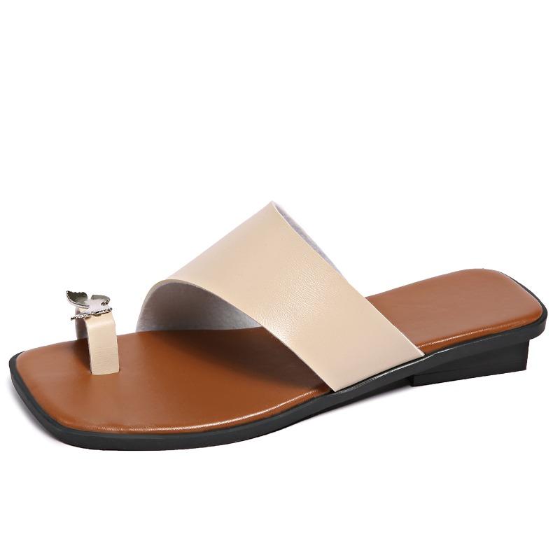 Fashion Plus Size 2025 Summer Women’s Slippers Butterfly Metal Decoration Square Toe Low Heel Sandals for Hot Sale Beach Thong Slippers