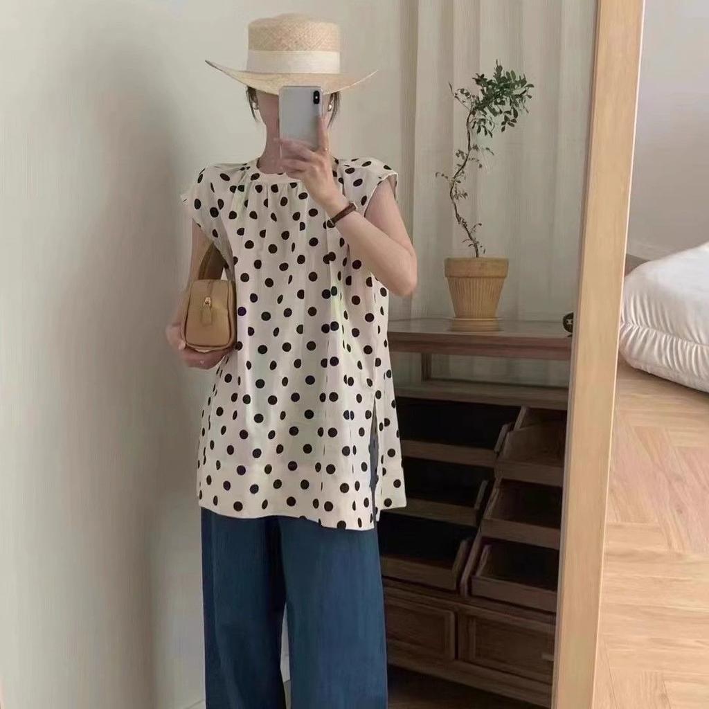 Neuer Stil Sommer Polka Dot Flatterärmel Hemd Damen Locker Mittellang Rundhals Design Sensation Kleines Publikum Schlitz Top