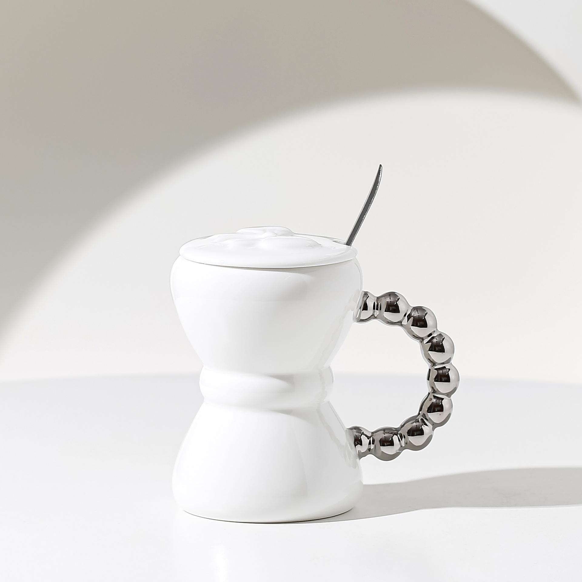 

Легкая керамическая чашка класса люкс с крышкой, бантом, ложкой, мини-чашка для кофе, пара, питьевая вода, чашка для офиса и дома 201-300ml