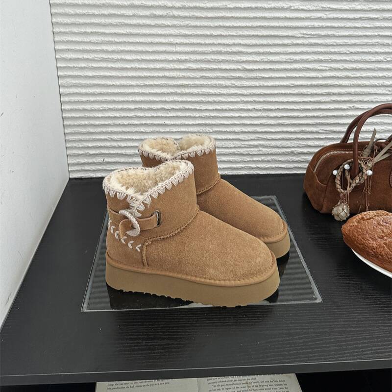 

Зима 2025 новые корейские меховые бархатные утолщенные зимние сапоги для женщин для повседневной носки теплые на платформе хлопковые туфли 40 малиновый