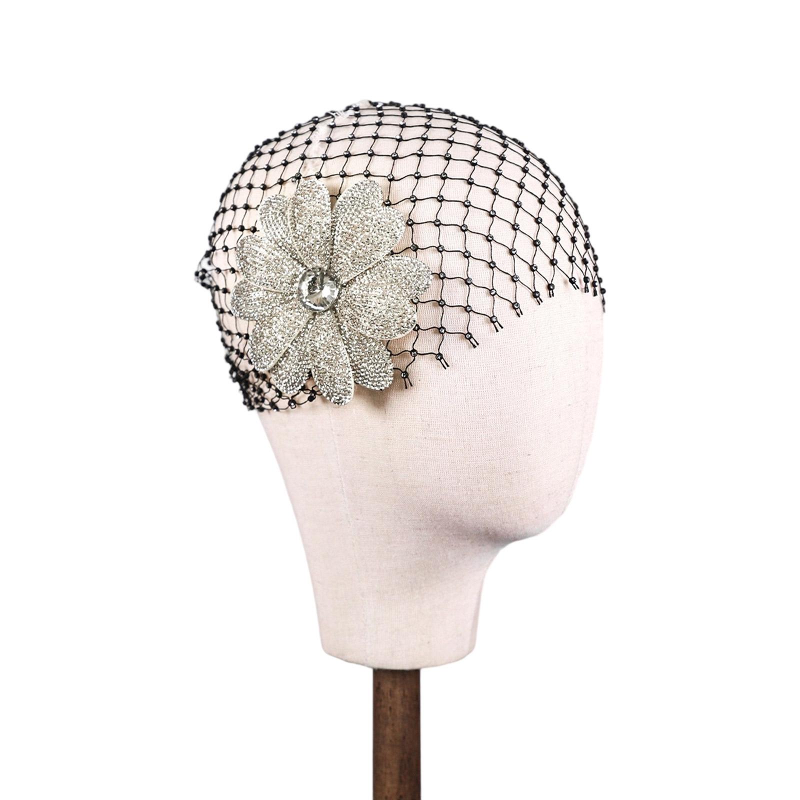 

Lightweight Mesh Veil With Crystal Flower Design For Bride Parties And Special Occasion чёрный