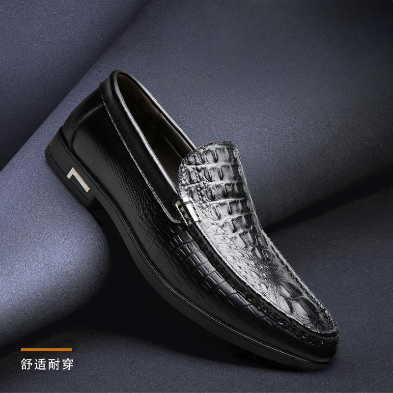 Neue Herrenschuhe mit Krokodilmuster, modische Herren-Fußlederschuhe, schwarz, bequeme Fahrschuhe, weiche Sohle, echtes Leder, Mütze-Schuhe