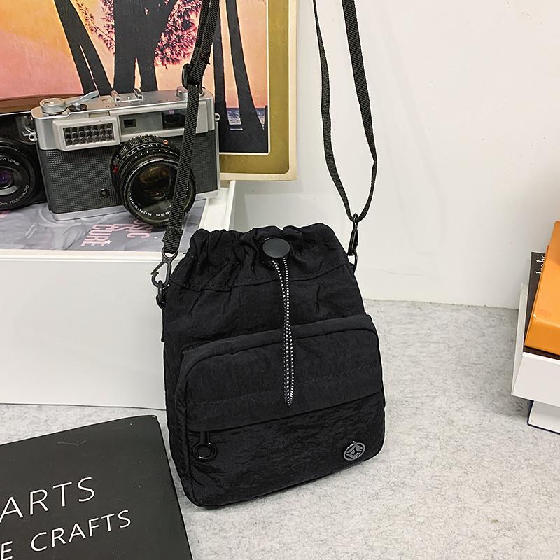 Women's Portable Sports Water Cup Bag Drawstring Nylon Crossbody Mini Mobile Phone Bag