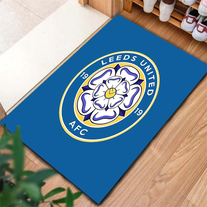 2026 Nuovo Tappeto del Leeds United Football Club per Soggiorno Camera da Letto Casa Decorazione Divano, Tappetino Antiscivolo per Giochi Bambini H6