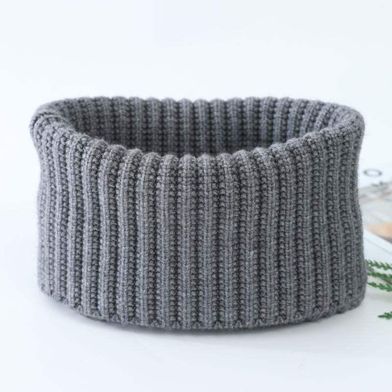 Unisex Cashmere Wool Neck Warmer: Thickened, Solid Color Knit, Warm and Protective for Autumn and Winter.