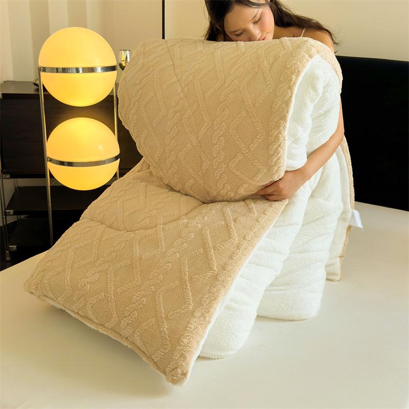Taffeta Velvet Lambswool Arctic Quilt - Thickened, Warm Winter Bedding
