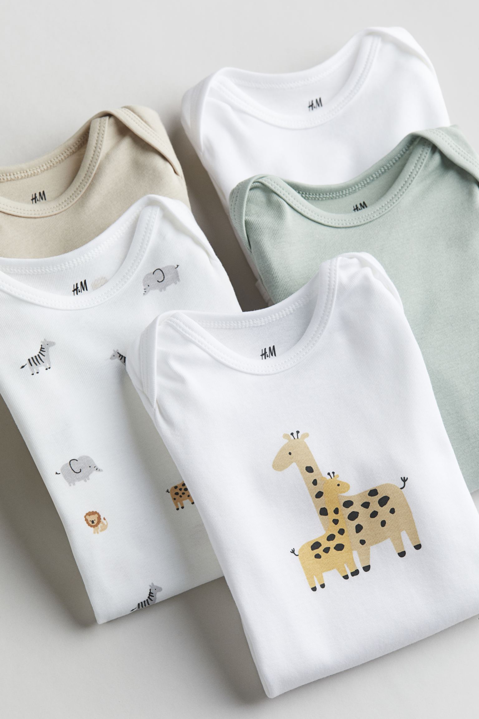 

Комплект из пяти боди с длинными рукавами