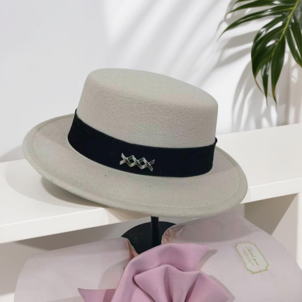 Top Hat Autumn and Winter Flat Hat French Retro Fashion Felt Hat Fashion Versatile Flat Elegant Hat Women's Winter Self-operated