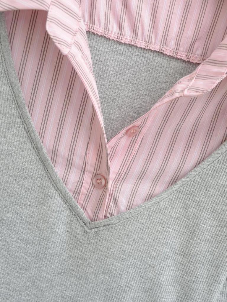 Women's College-Style Faux Two-Piece Striped Patchwork Slimming Long-Sleeve Lapel T-Shirt, Autumn/Winter Korean Style.