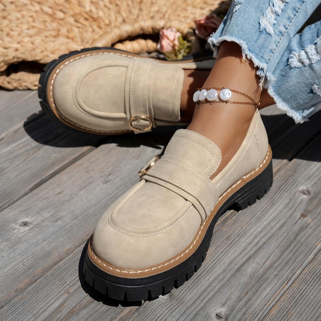 Retro British style loafers 2025 autumn new thick-soled muffin large size foreign trade one-pedal low-top single shoes women