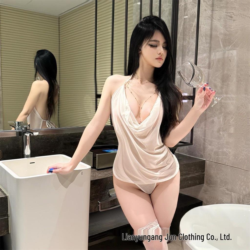 Tempting Sheer Desire Lingerie Set: Flirty Quick-Release Sleepwear