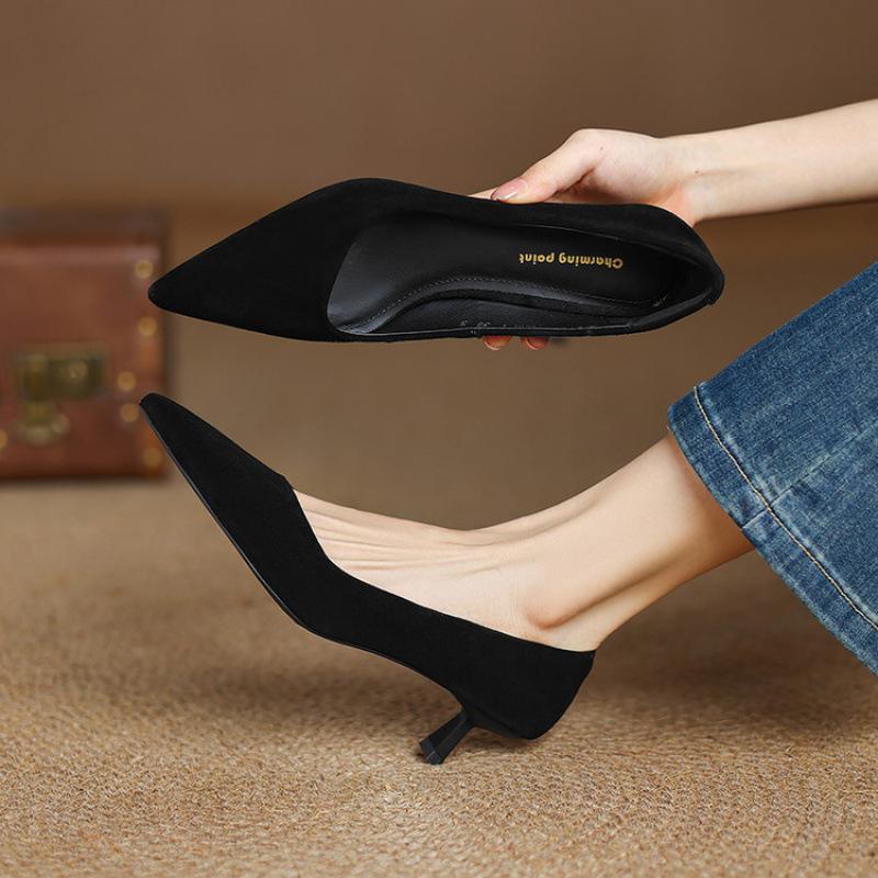 New comfortable middle heel fashion single shoes solid color leather shoes non-slip beef tendon soft sole large size fine heel pointed shoes