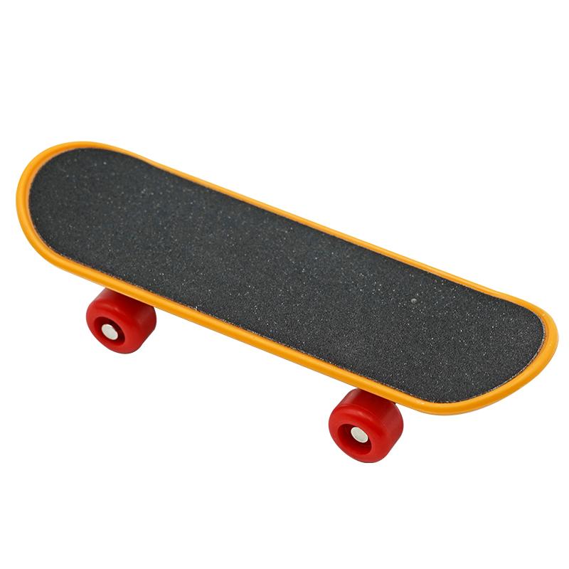 Funny Mini Skateboard Parrot Bird Cage Toy Training Skateboard Budgies Parakeet Growth Toy Intelligence Bird Accessories