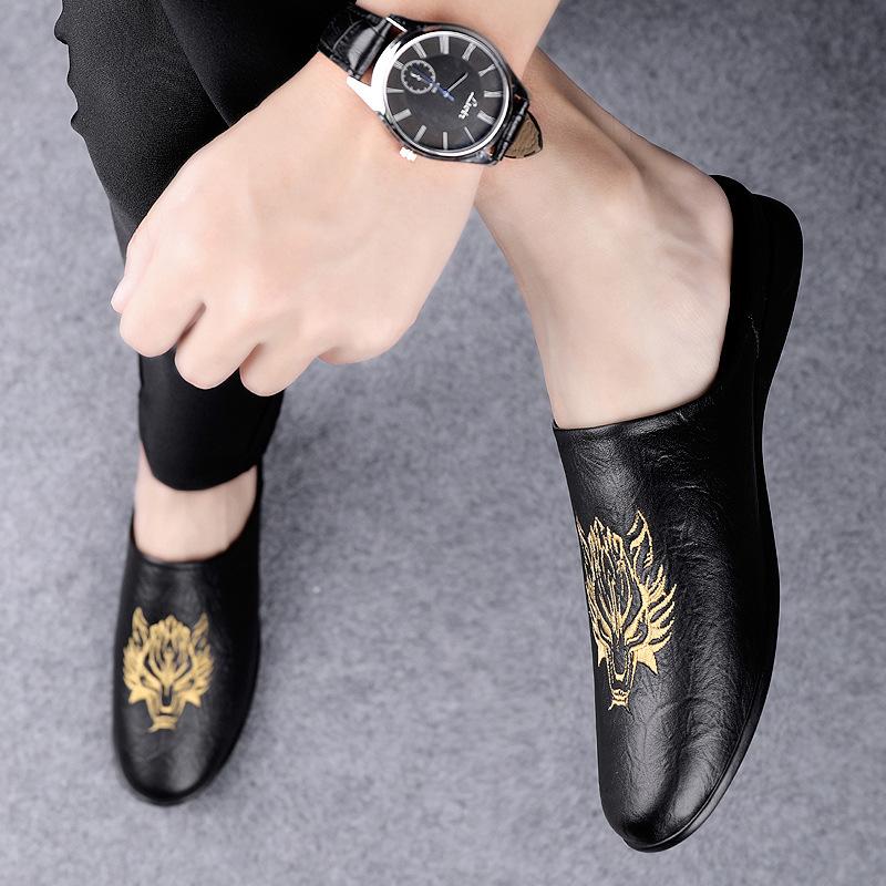 

Мужская обувь 2025 лето новая мужская низкая дышащая сумка голова полушлепки корейская версия модный тренд молодежная повседневная кожаная обувь 37 чёрный