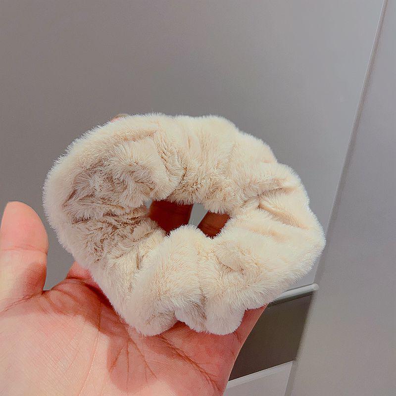 Chic Autumn/Winter Plush Hairband & Scrunchie for Women – Cute, Simple, Versatile Headwear
