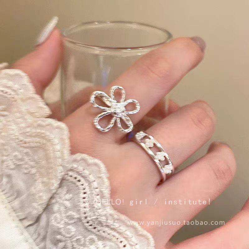Silver Hollow Pearl Flower Opening Ring Women'S Light Luxury High-End Temperament Ring French Retro Niche Ring
