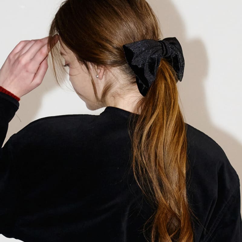 Die andere von min Samtband-Haarnadel