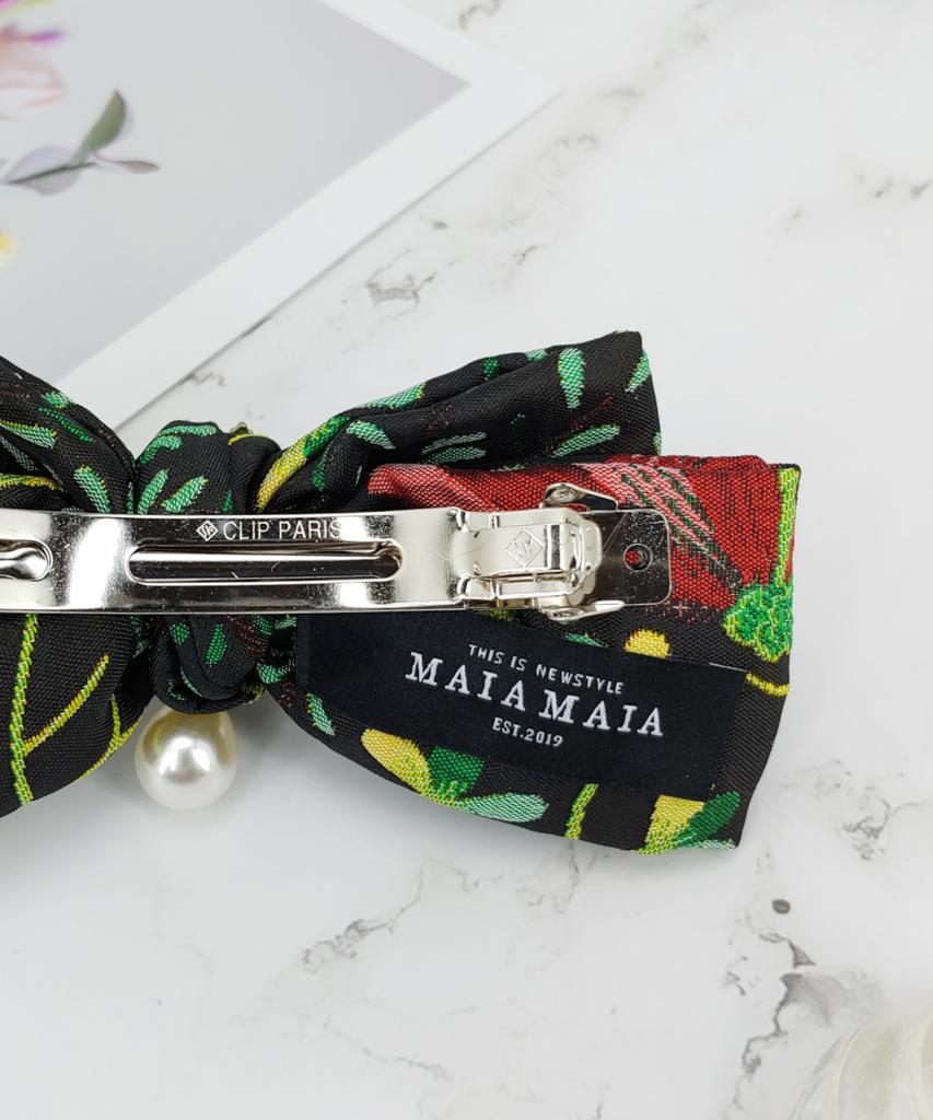 Maia Rose Jacquard Ribbon Pin In Black