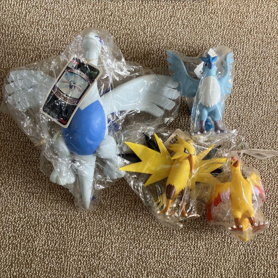 

[USED] Movie-exclusive Pokémon Deluxe Figure Collection (TOMY)