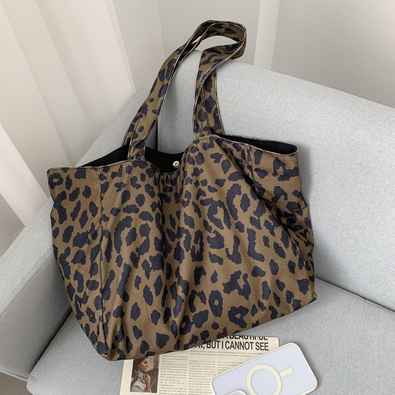 

Fashion Leopard Print Contrast Color Corduroy Women s Shoulder Bags Large Capacity Ladies Handbag Versatile Female Tote Bag
