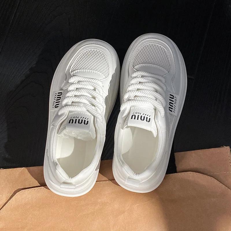 

Женские белые туфли, осенние, новые, корейские, студенческие, на толстой подошве, дышащие, удобные, на шнуровке, повседневные, женские, спортивные туфли 40 белый