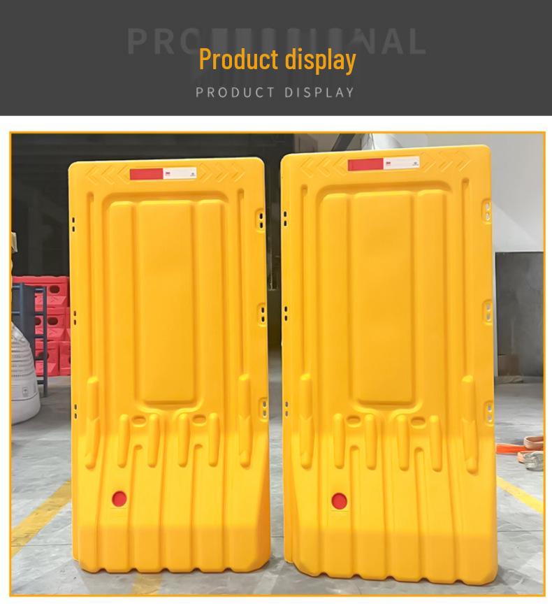 1.8m High Blow-Molded Water-Filled Barrier: Anti-Collision Road Safety Fence