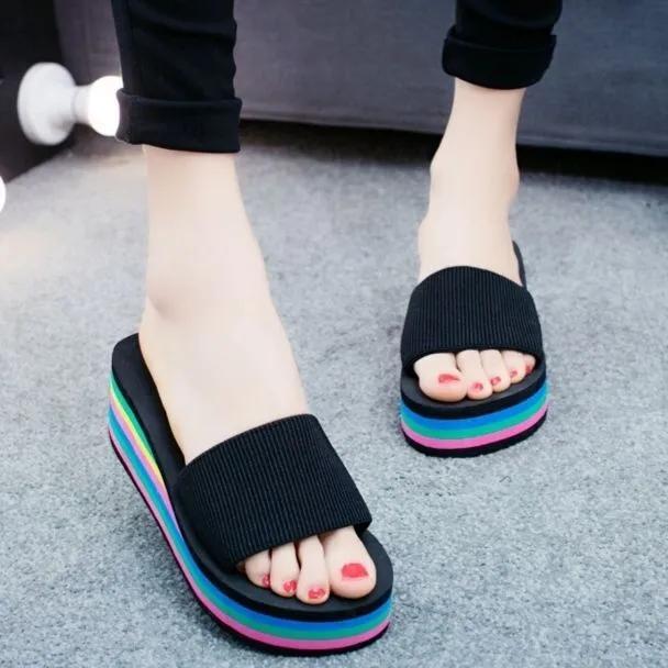 Women's Rainbow Cloud Slippers, Thick Platform EVA Soft Sole Slide Sandals for Summer Beach