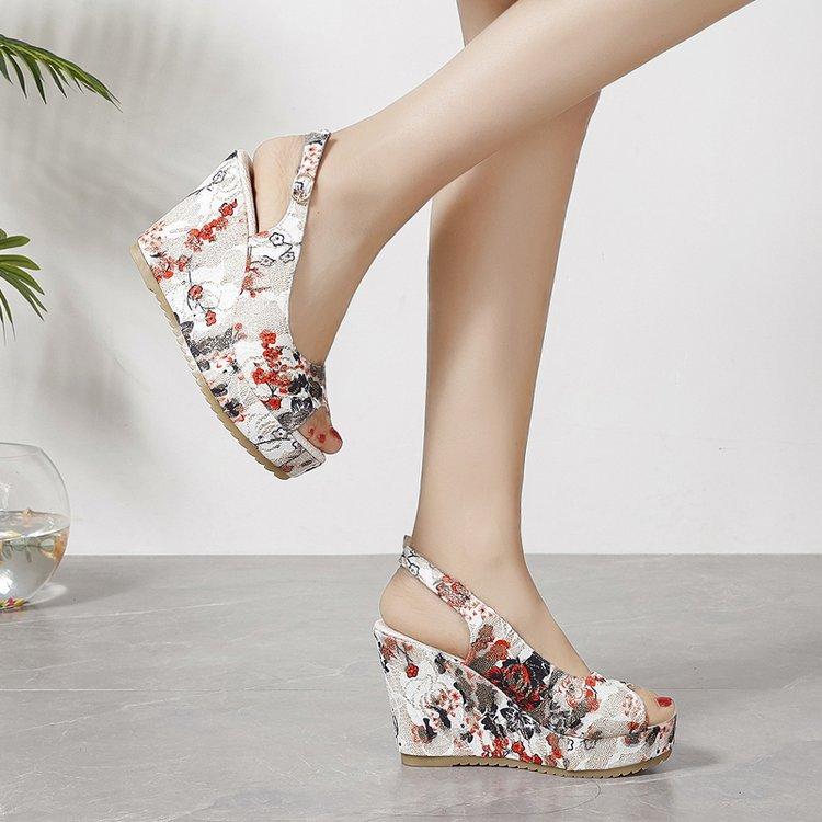 Large size printed fish mouth thick-soled wedge heel one-word buckle sandals summer beach open-toed women's shoes