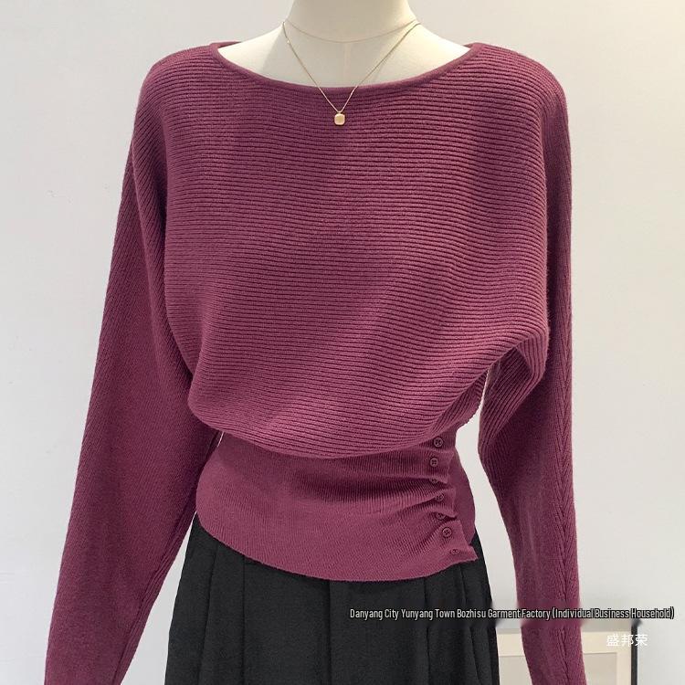 One-Shoulder Knit Base Shirt: Women's Korean Style Autumn/Winter Fashionable Versatile Off-Shoulder Sweater.